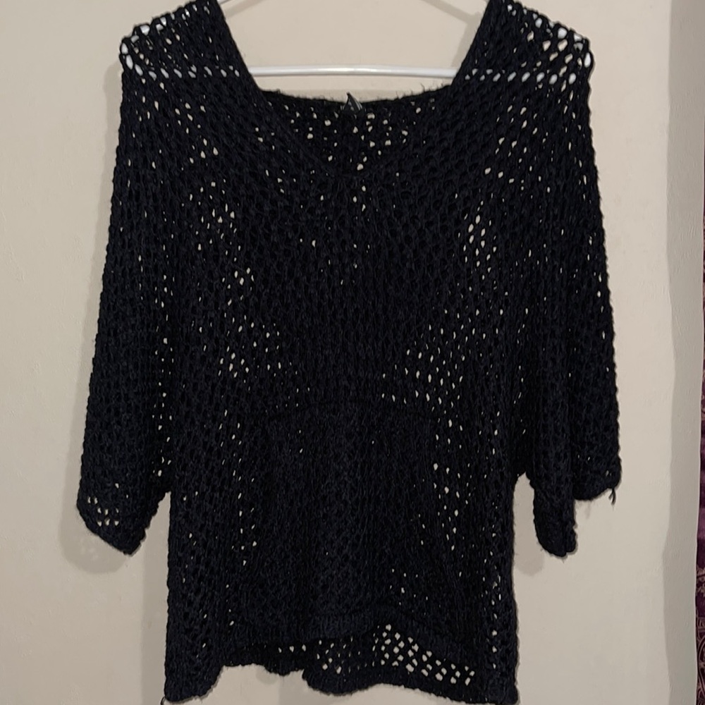 Forever 21 Women’s Black Crochet Hooded Sweater